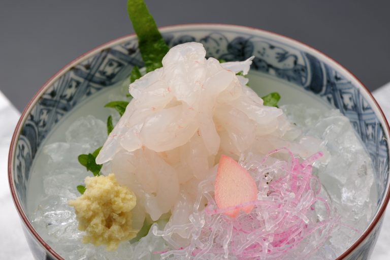 【富山湾の白えび】味や旬 食べ方などシロエビ情報まとめ | 富山の遊び場！